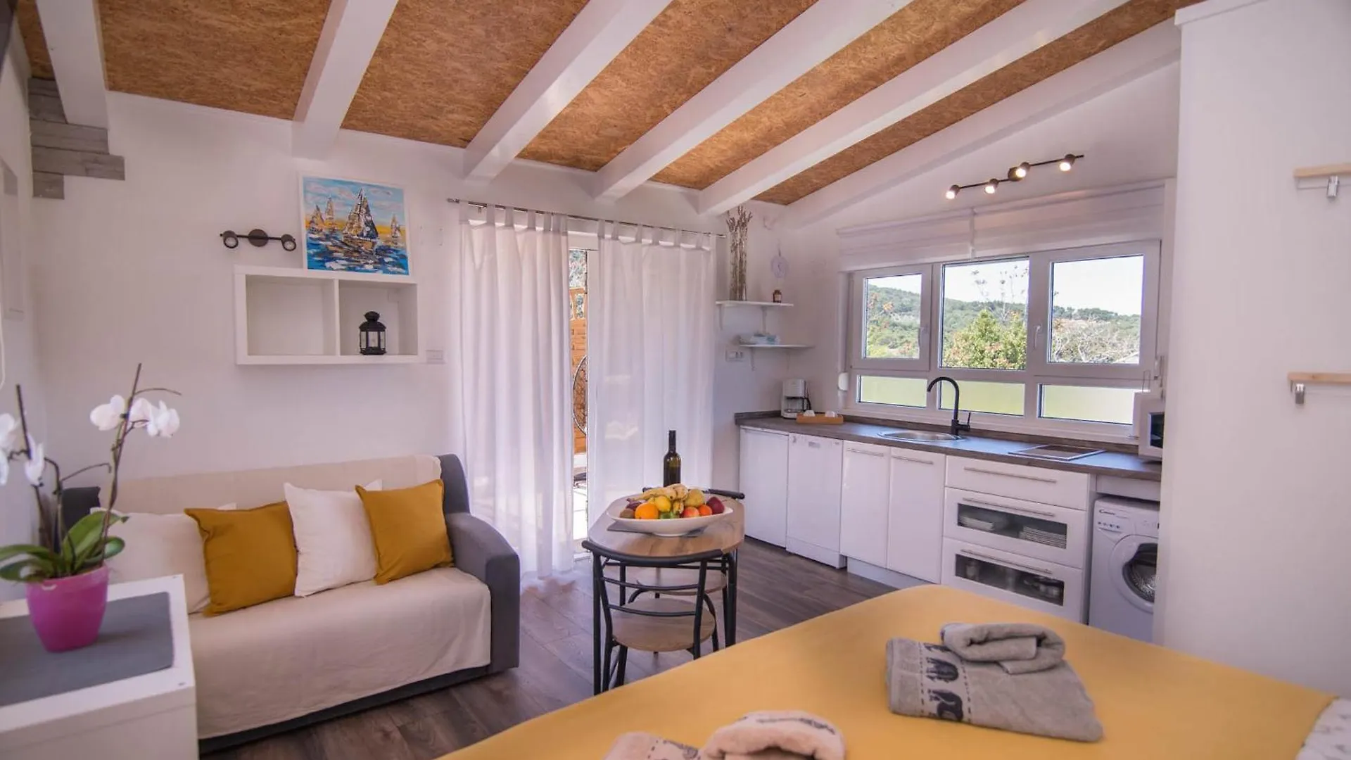 Apartments With A Parking Space Veli Losinj, Losinj - 21260 Croatia